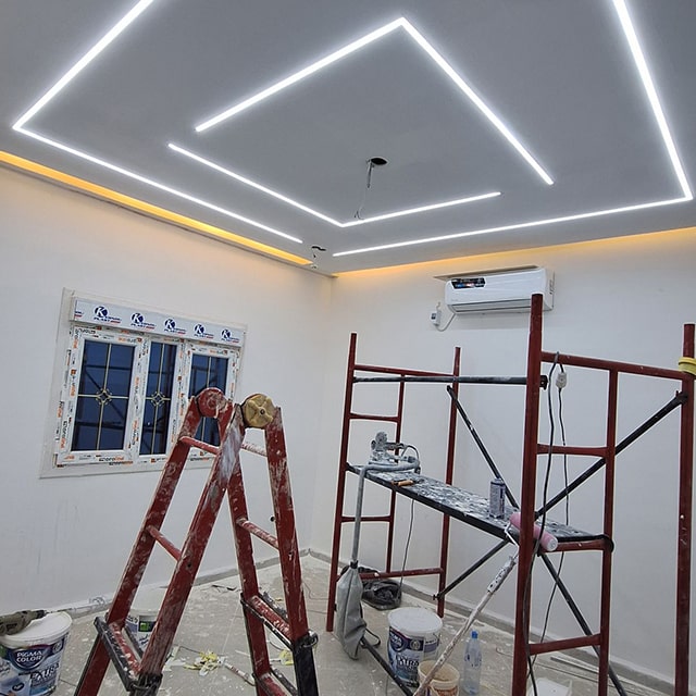 Процесс монтажа световых линий